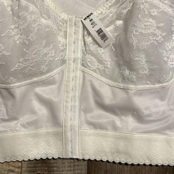 NWT‎ Bustier’ made by VENUS- size 46D - Picture 4 of 8